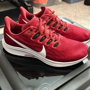 Nike Air Zoom Pegasus Women’s Sneaker